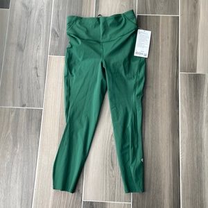 Brand new lulu leggings, size 8.